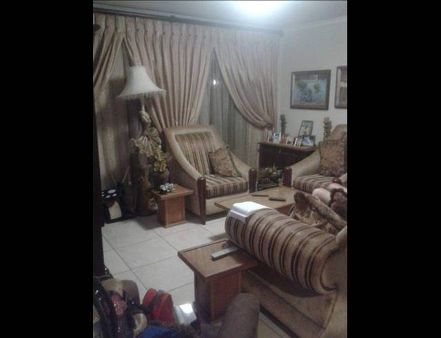 3 BEDROOM TOWNHOUSE FOR SALE IN RIVERSDALE